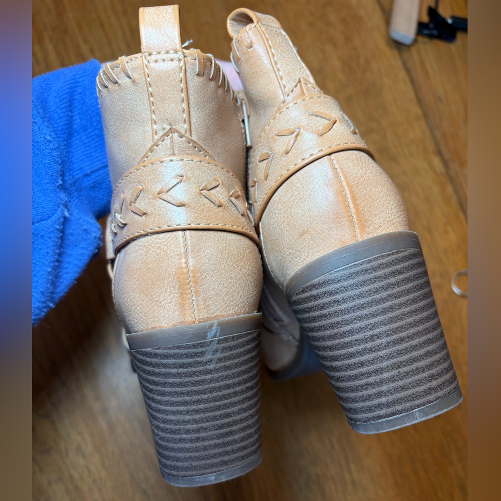 Frye &‎ Co Palma Stacked Heel Booties Light Tan Women’s 7 - Picture 7 of 9